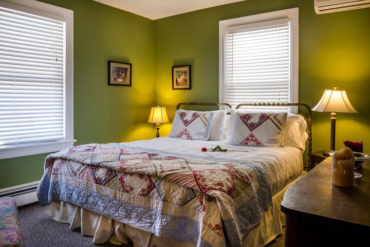 Carisbrooke Inn