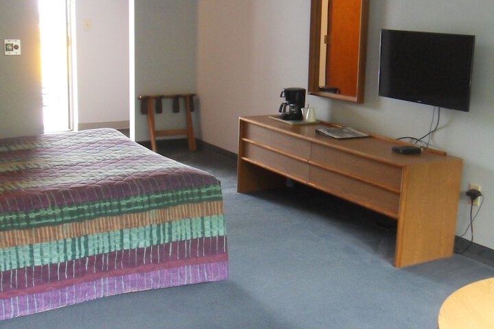 Room 29 of 40