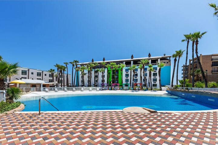 Holiday Inn Resort South Padre Island - Beach Front by IHG