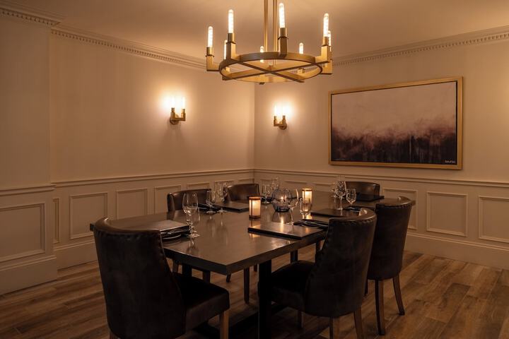 Dining 286 of 354