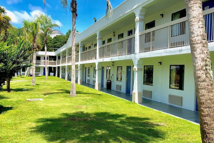 Motel 6 Starke FL