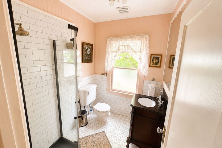 Glen Morey Country House B & B Inn