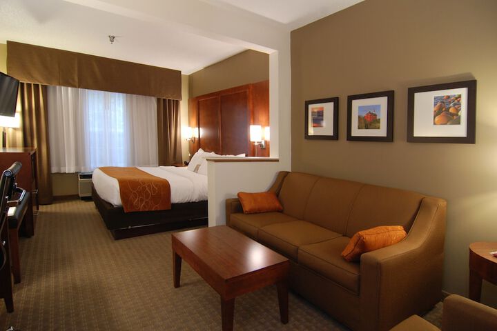 Comfort Suites Marquette