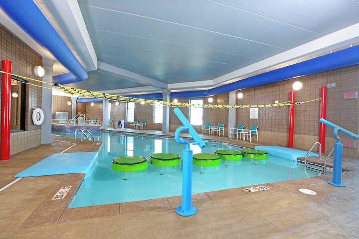 Holiday Inn & Suites Sioux Falls - Airport by IHG