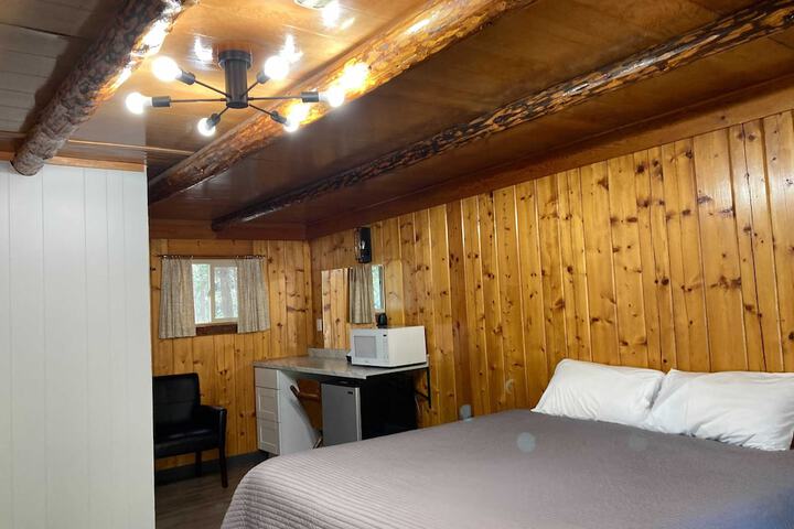 Room 15 of 53