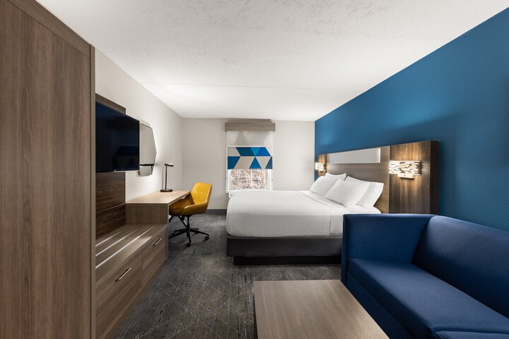 Holiday Inn Express Hotel & Suites Danbury - I-84 by IHG