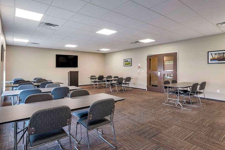MainStay Suites Georgetown Lexington North