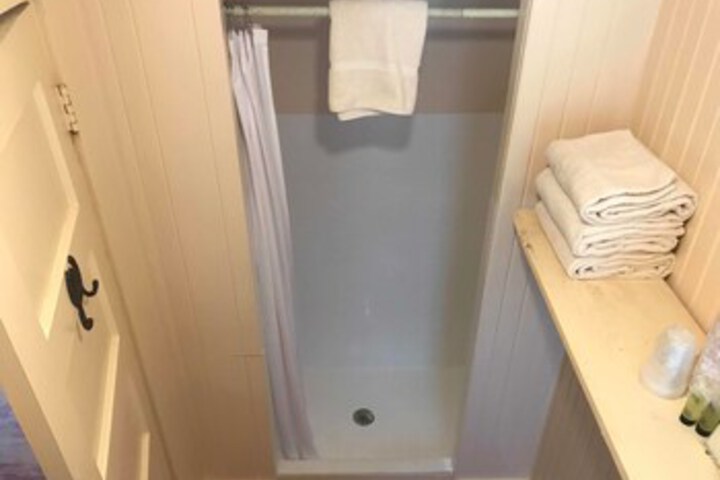 TWIN ELM GUEST RANCH