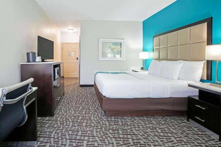 Room 13 of 28