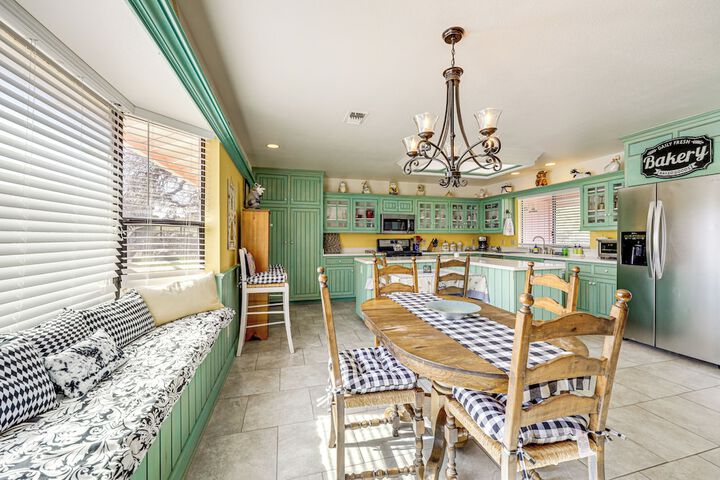 Pleasant Valley Wine Trail Home - Near Paso Robles