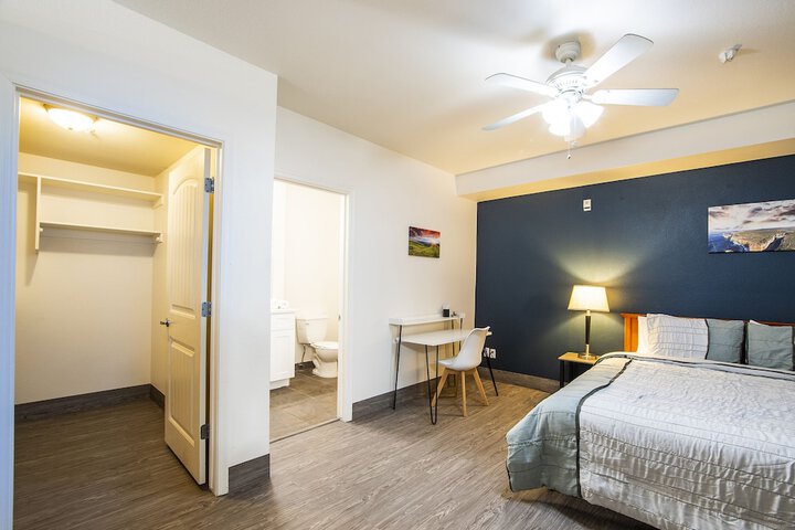 Room 34 of 87