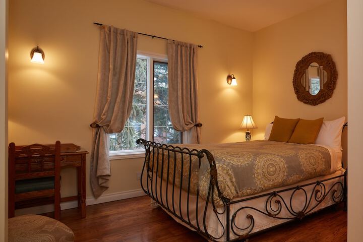 The Lady MacDonald Country Inn