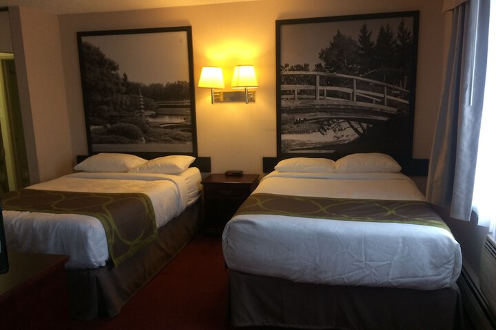 Room 60 of 96