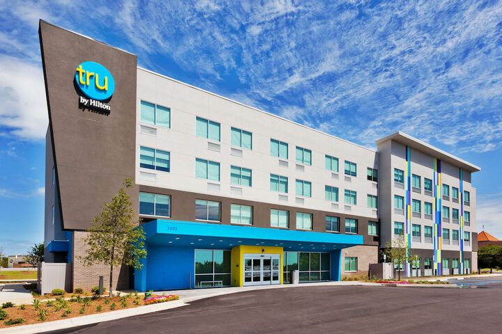 Tru by Hilton Prattville