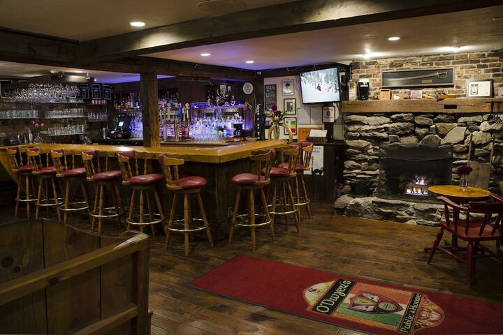 Summit Lodge