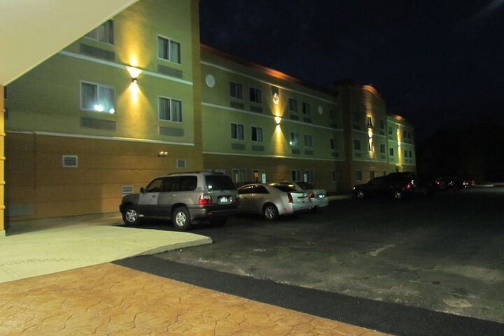 Property Grounds 49 of 49