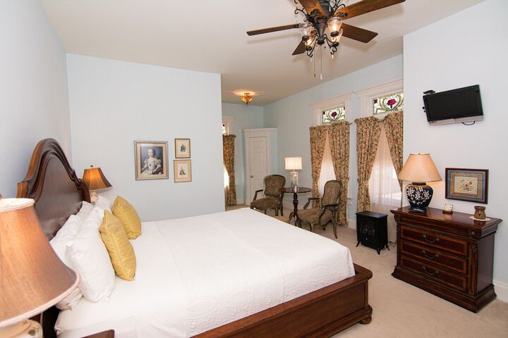 Room 15 of 46