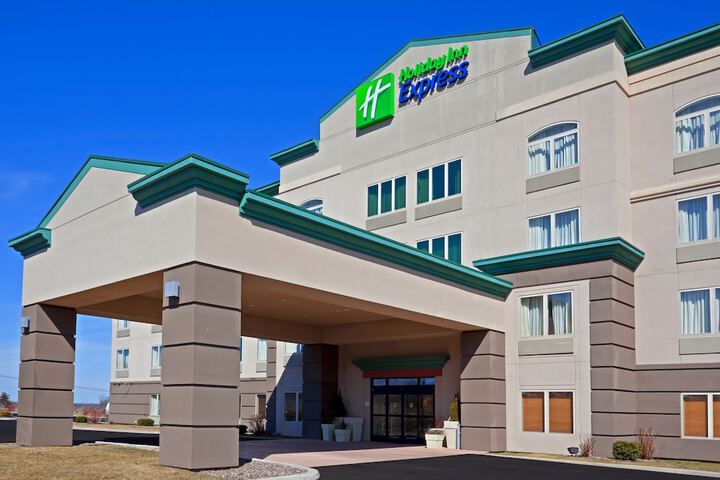 Hotel 5 of 57