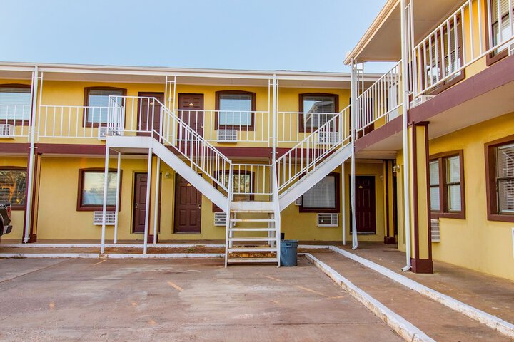 Hotel 2 of 46