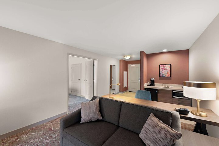 Hilton Garden Inn Omaha East / Council Bluffs