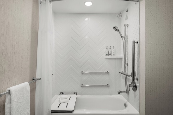 Holiday Inn Coralville Iowa City by IHG