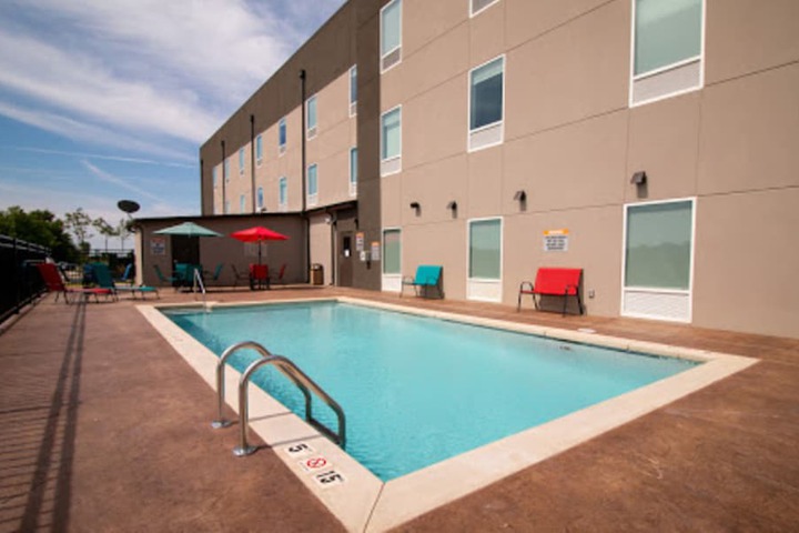 Pool 2 of 34