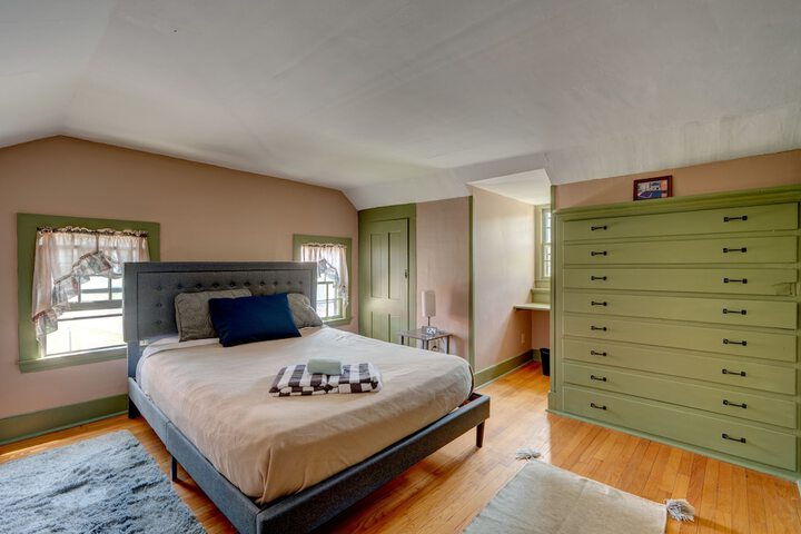Room 36 of 75
