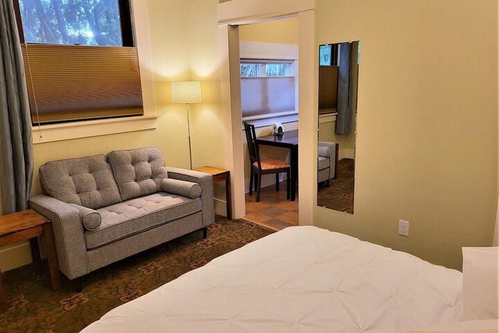 Room 22 of 50
