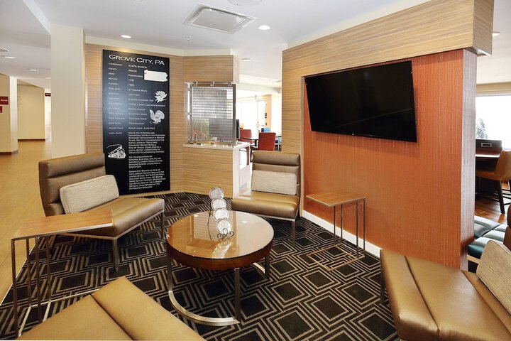 TownePlace Suites Grove City Mercer / Outlets
