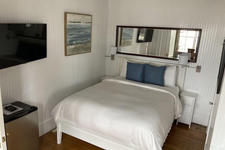 Room 31 of 65