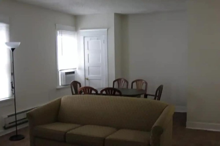 Room 3 of 25