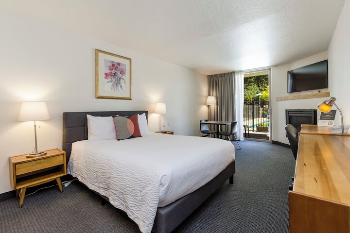 Firelite Lodge