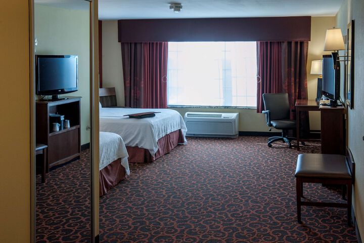 Room 68 of 87