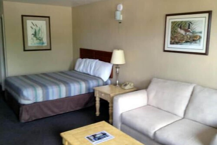 Room 7 of 15