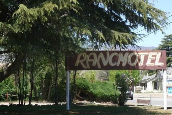 Ranch Motel
