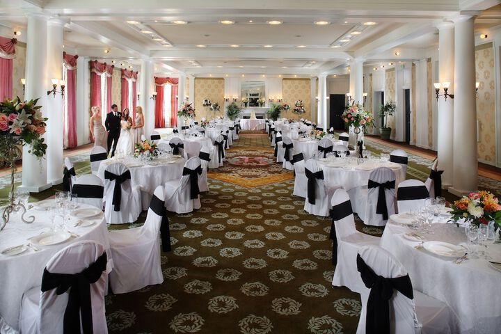 Ballroom/Hall 149 of 185