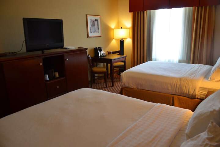 Room 17 of 31