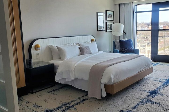 The Brenton Hotel