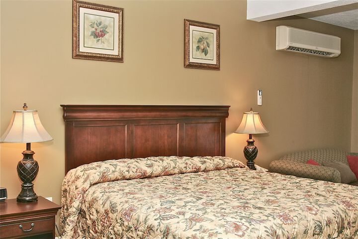 Room 38 of 105
