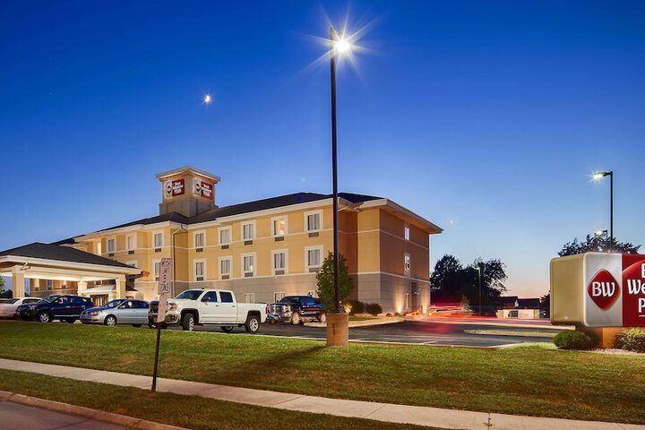Hotel 2 of 19