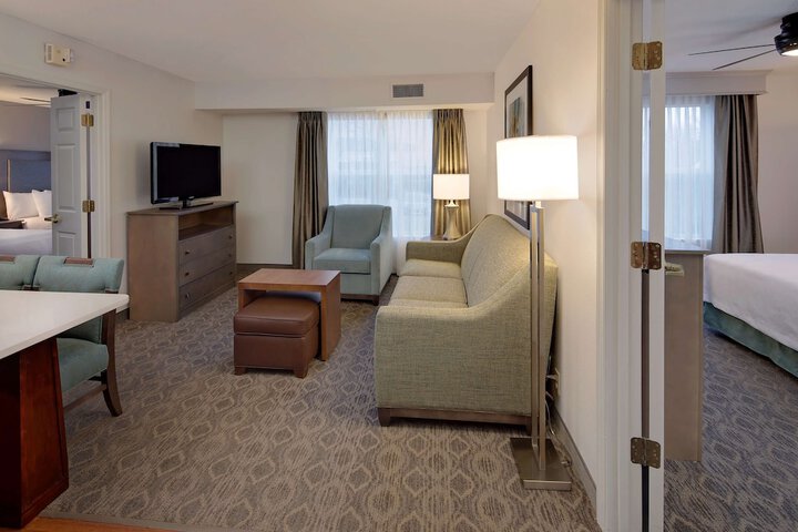 Room 19 of 32
