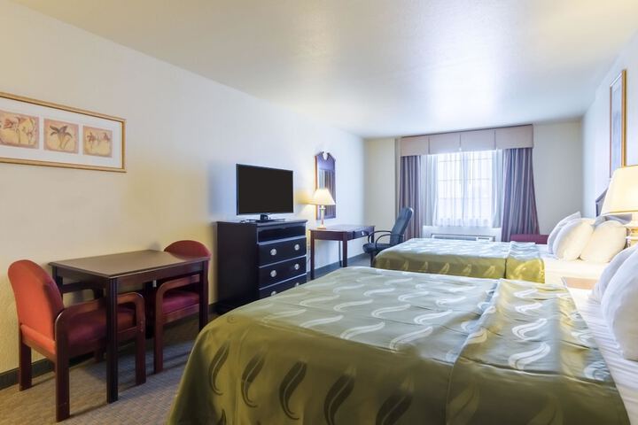 Quality Inn & Suites Alma I-40