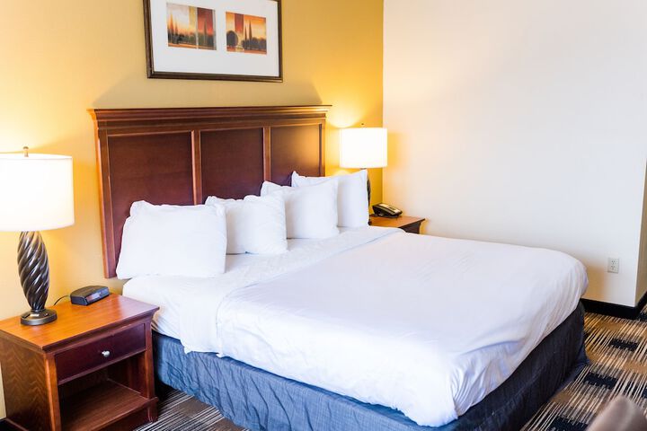 Country Inn & Suites by Radisson Helen, GA