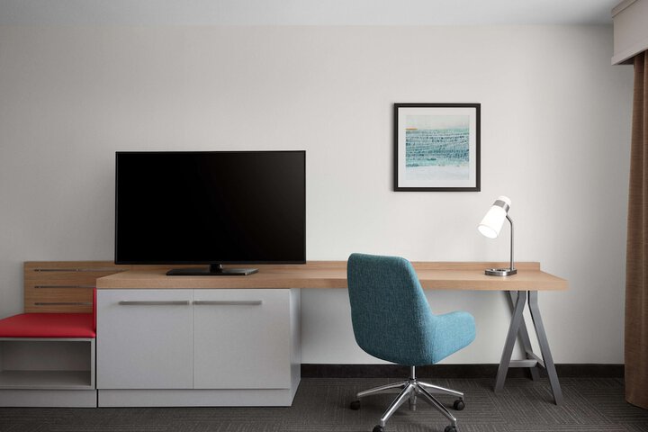 Room 10 of 31