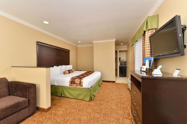 Room 20 of 40