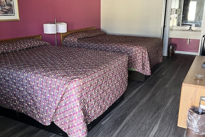 Room 30 of 36