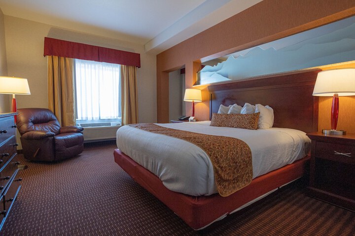 Room 8 of 27
