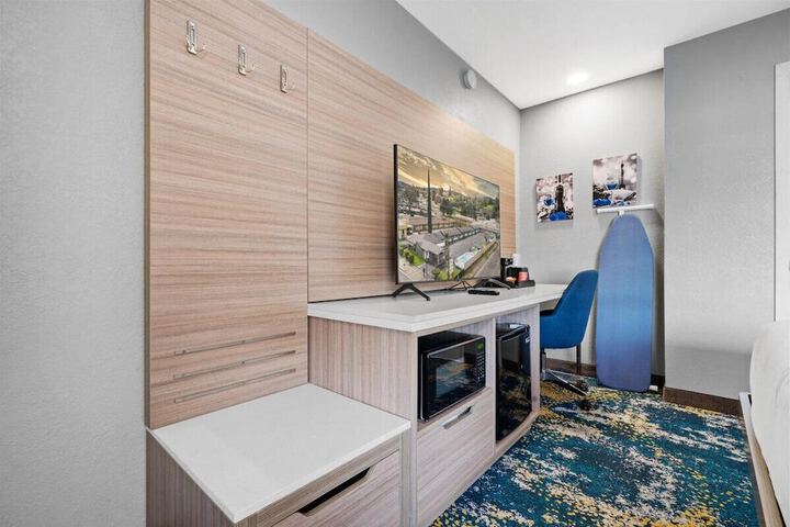 Room 43 of 45