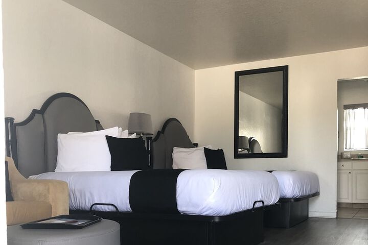 Holiday Isles Resort