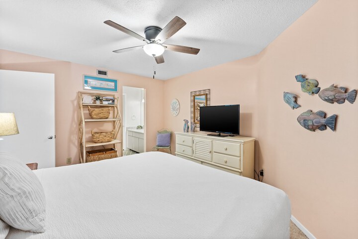 Room 136 of 202